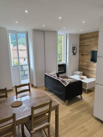 Vesubie Andwe managed Airbnb listing 3
