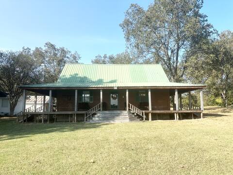 The Lakeside Cabin