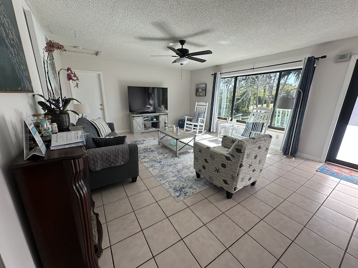 Coastal Getaway Near The Fl Keys - Homestead, FL