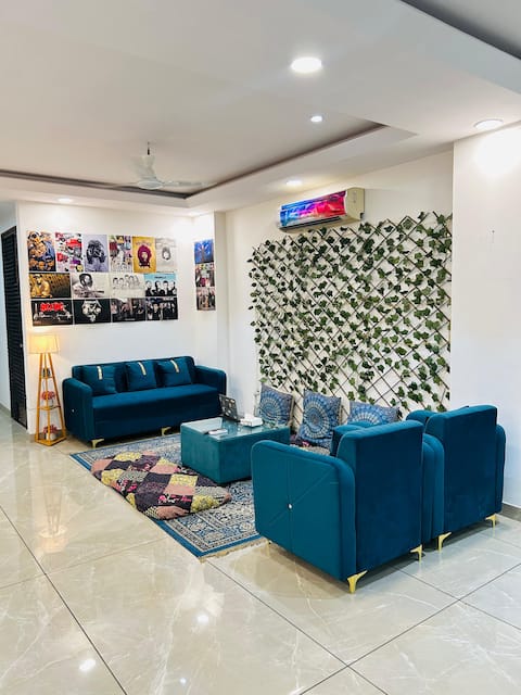 Elegant 4BHK Near Yashobhoomi & IGI | Near the Metro