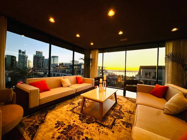 San Diego’s Largest Penthouse 9000sq ft of Luxury gallery image 4