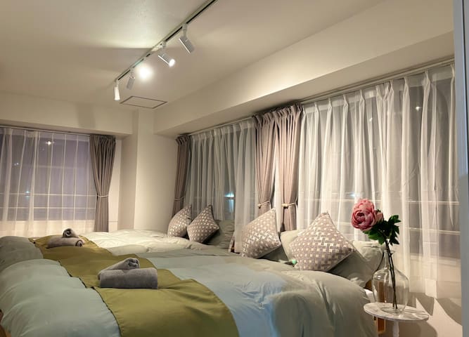 上野・秋葉原徒歩/72㎡/駅5分/桜の名所/銀座・池袋9分/6ベッド/4駅利用/