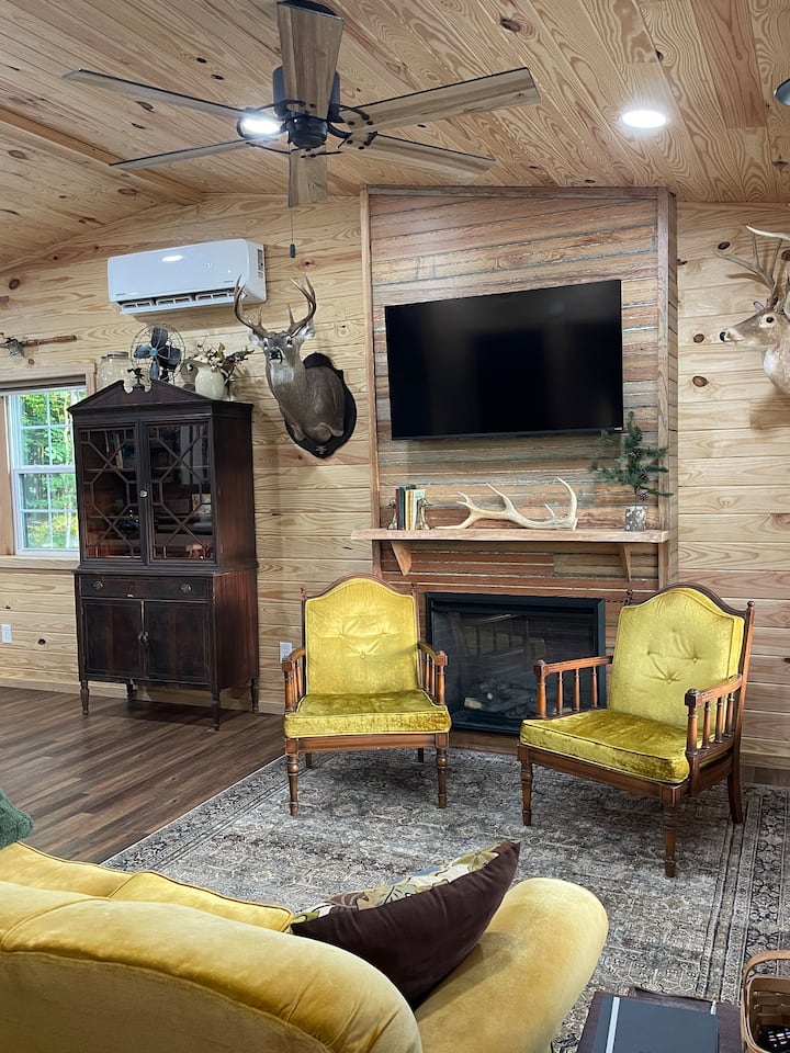 The Cabin In The Oakes - Mississippi