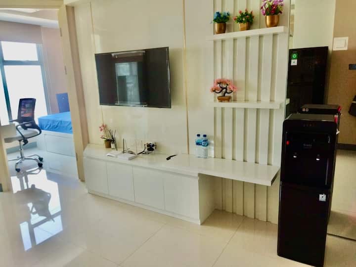 Pakuwon Mall Benson 2br Wifi Nflx Hotwtr - Surabaya