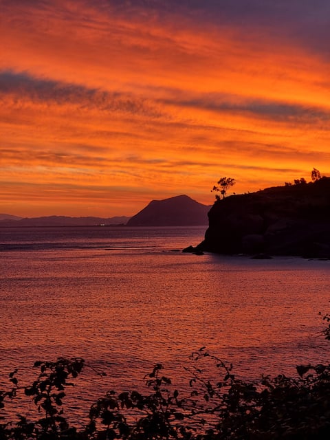 The Navigator's House: Relaxation and Ocean Views