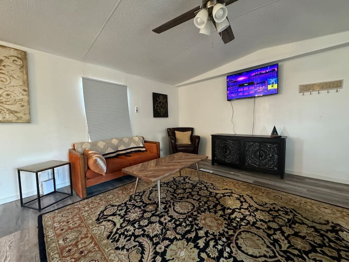 ಲಿವಿಂಗ್ ರೂಮ್