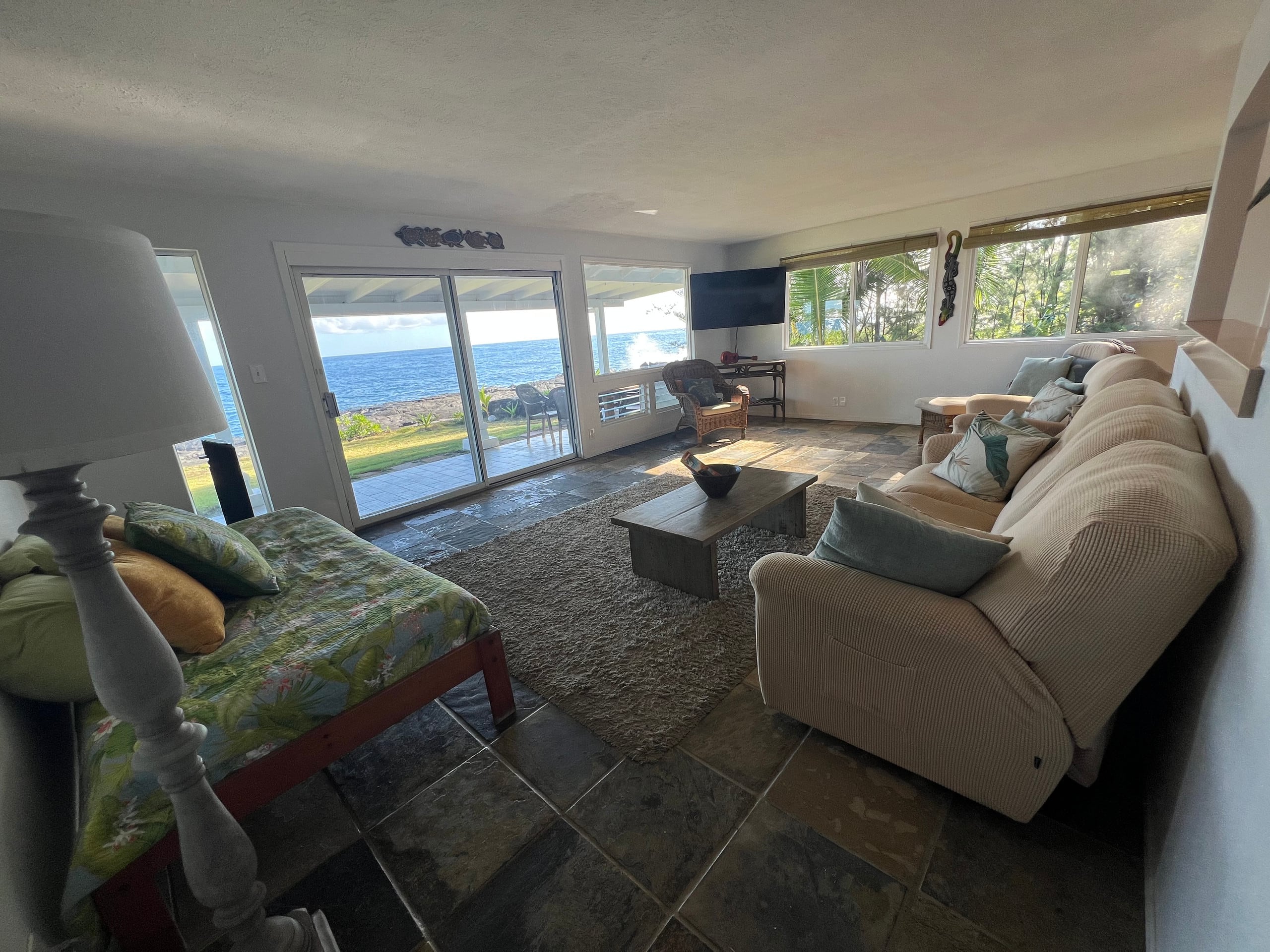 Home in Keaau · ★4.9 · 3 bedrooms · 3 beds · 2 baths - Image 9
