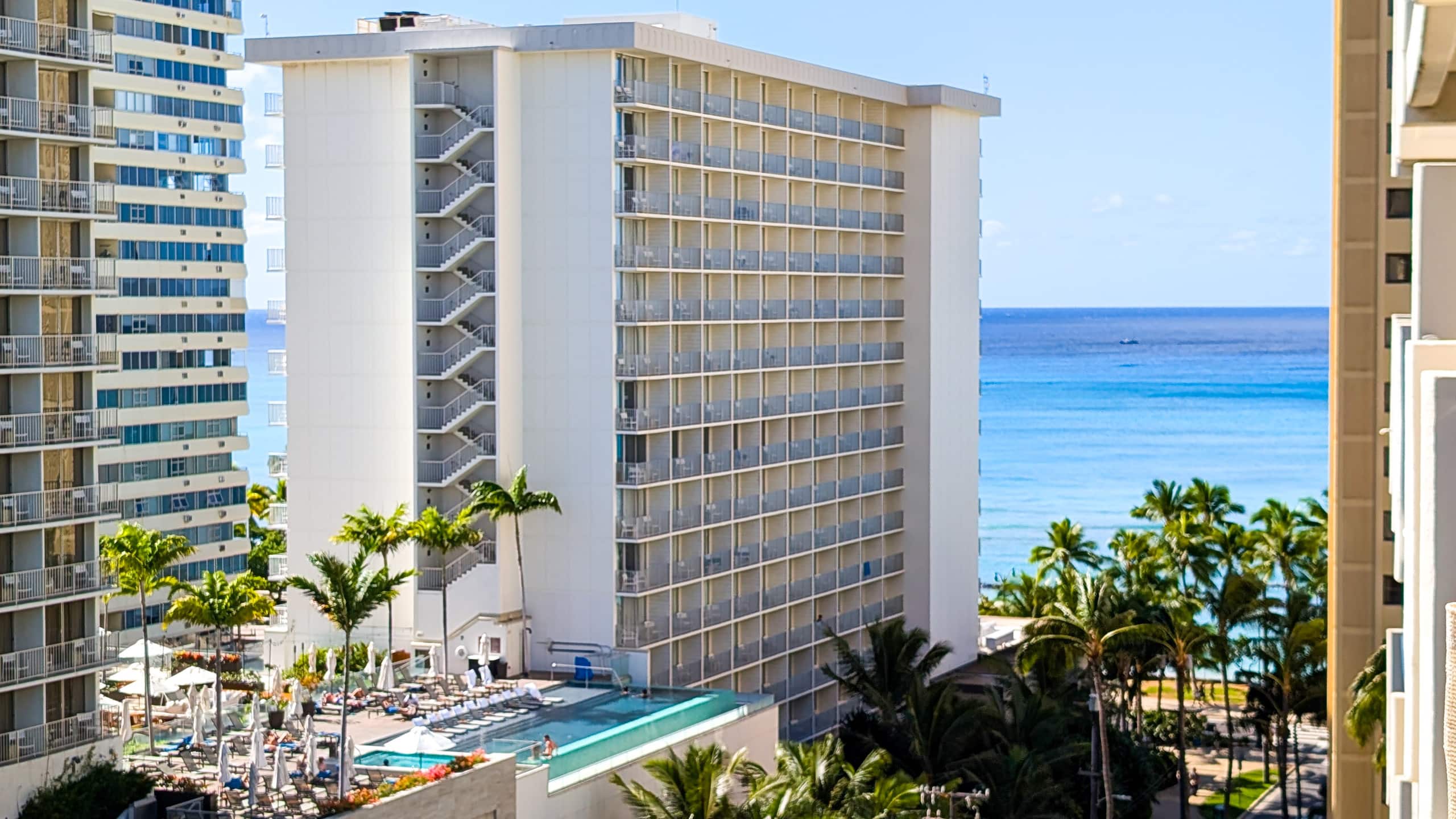 HighFloor 2BR/2BA 4beds Partial Ocean View+Parking - Image 44