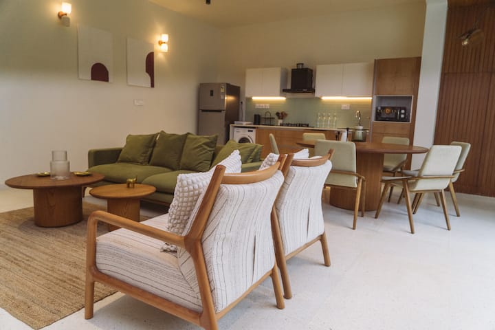 Living room image 11