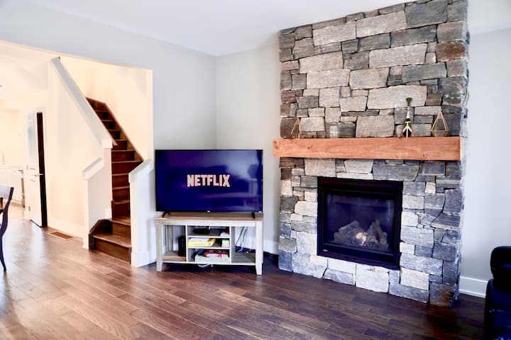 Fairway Retreat At Muskoka Bay Resort | Sleeps 8 - Gravenhurst