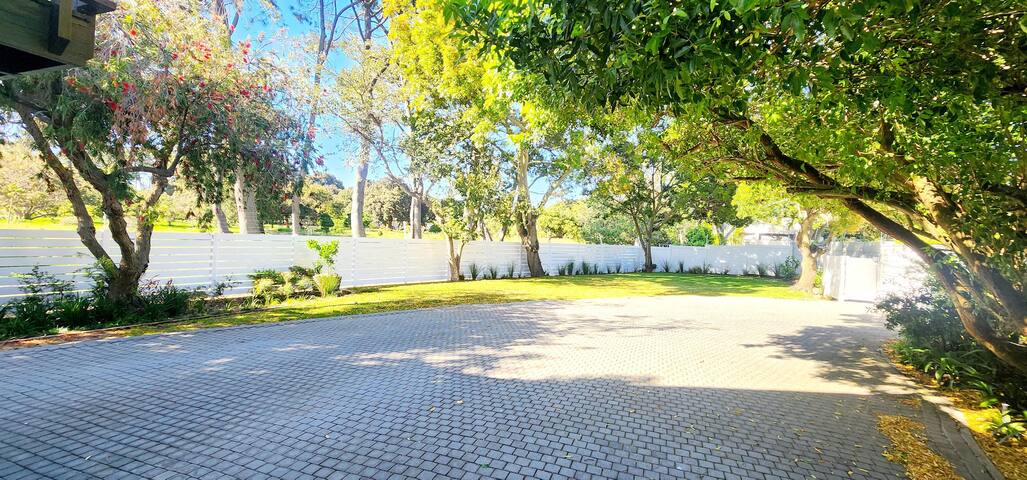 Tranquil Escape – Spacious Home with Pool & Garden gallery image 5