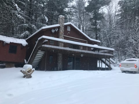 Killington ski house jacuzzi great for large group