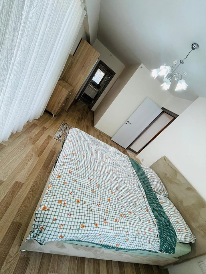 საძინებელი 1