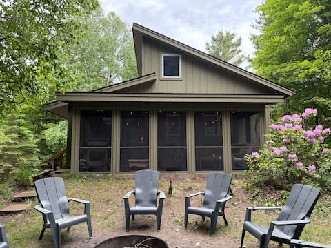 Cottage in the Woods Northern Mi