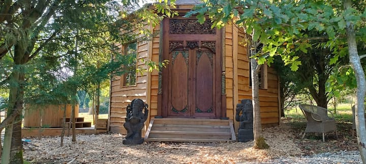 La Cabane Indonésienne Et Son Grand Bain Nordique - Mayenne
