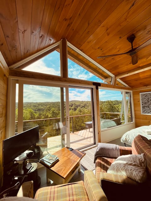 "Skyfall"
Unique Off-Grid Cabin.