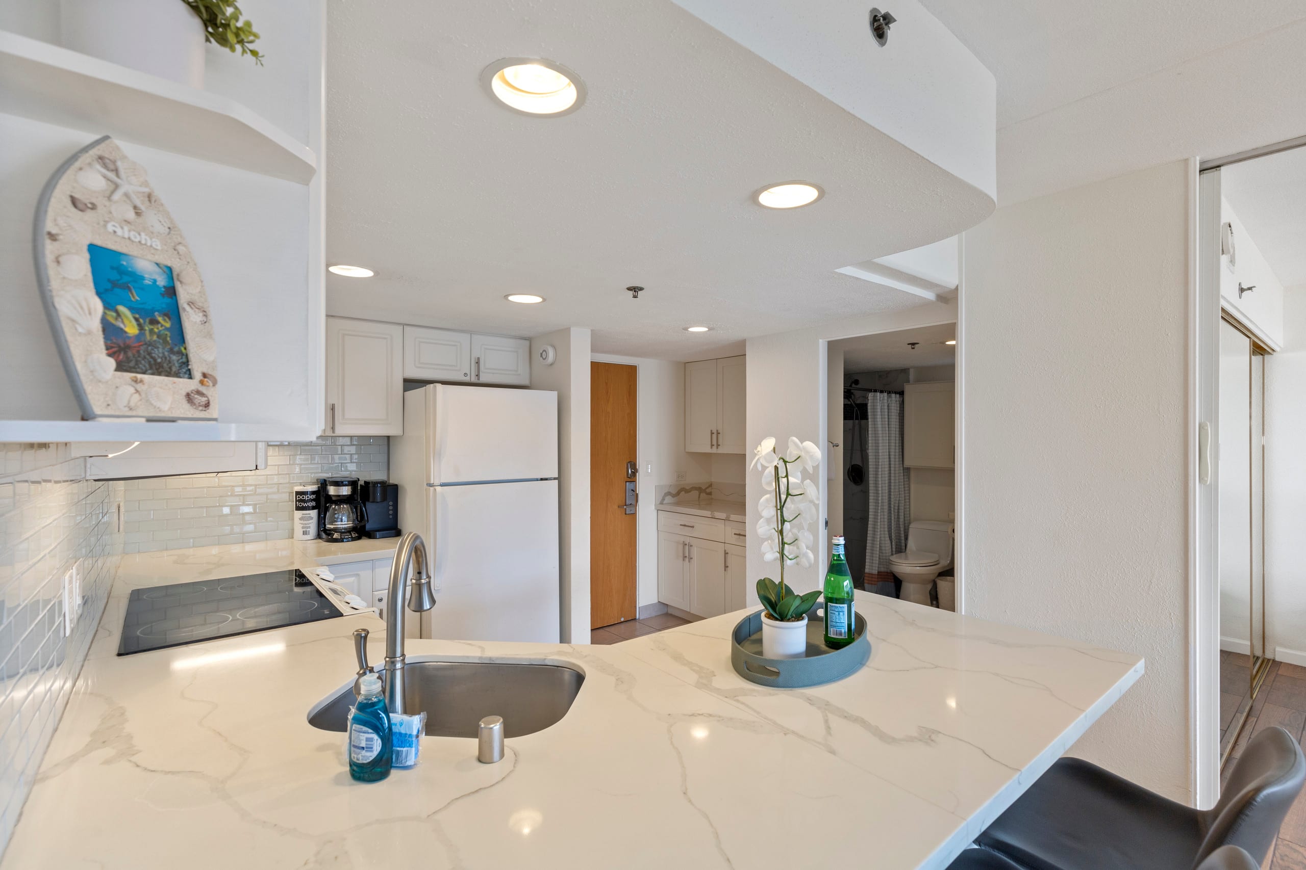Condo in Honolulu · ★4.78 · 1 bedroom · 1 bed · 1 private bath - Image 11