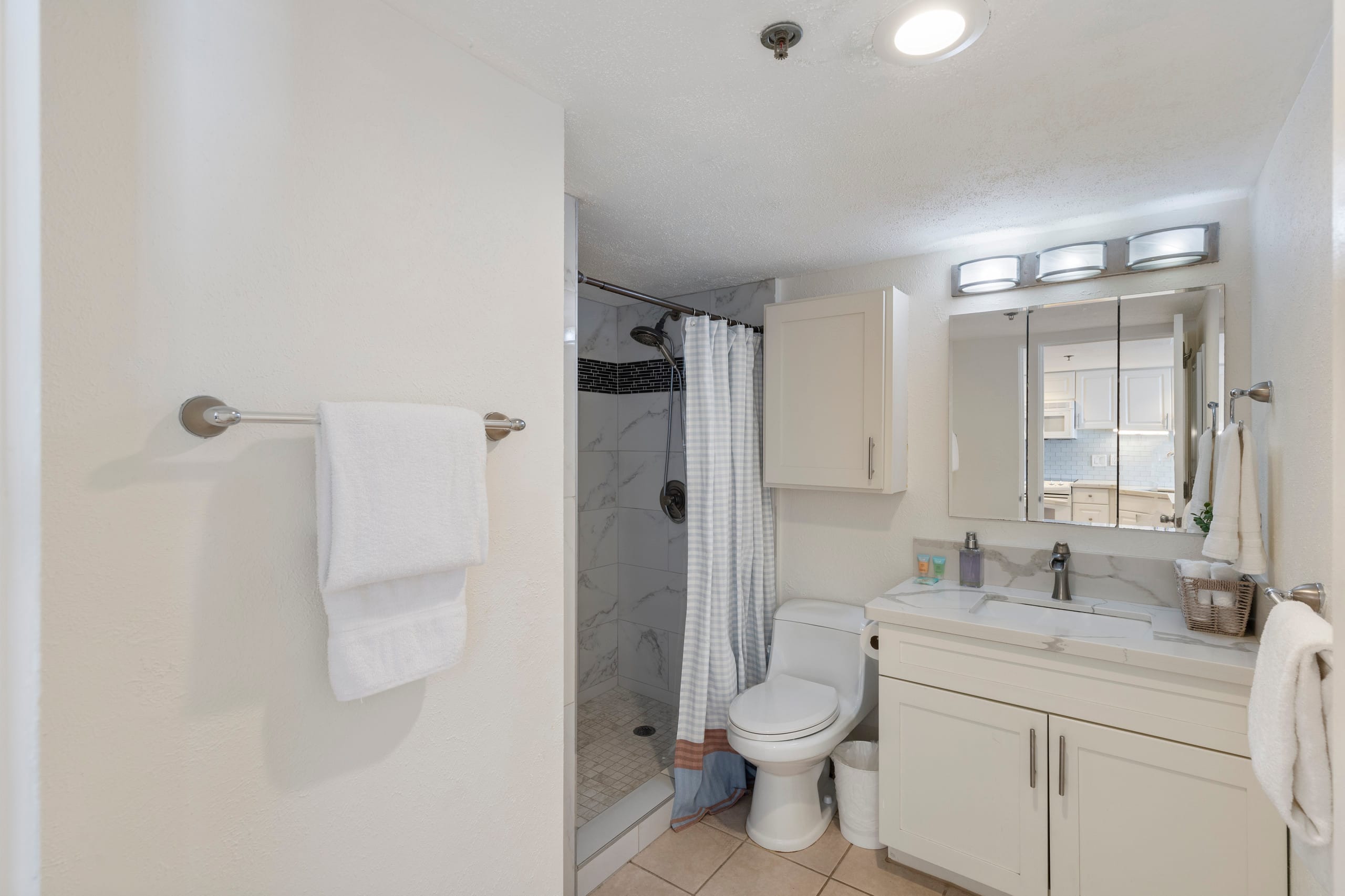 Condo in Honolulu · ★4.78 · 1 bedroom · 1 bed · 1 private bath - Image 16