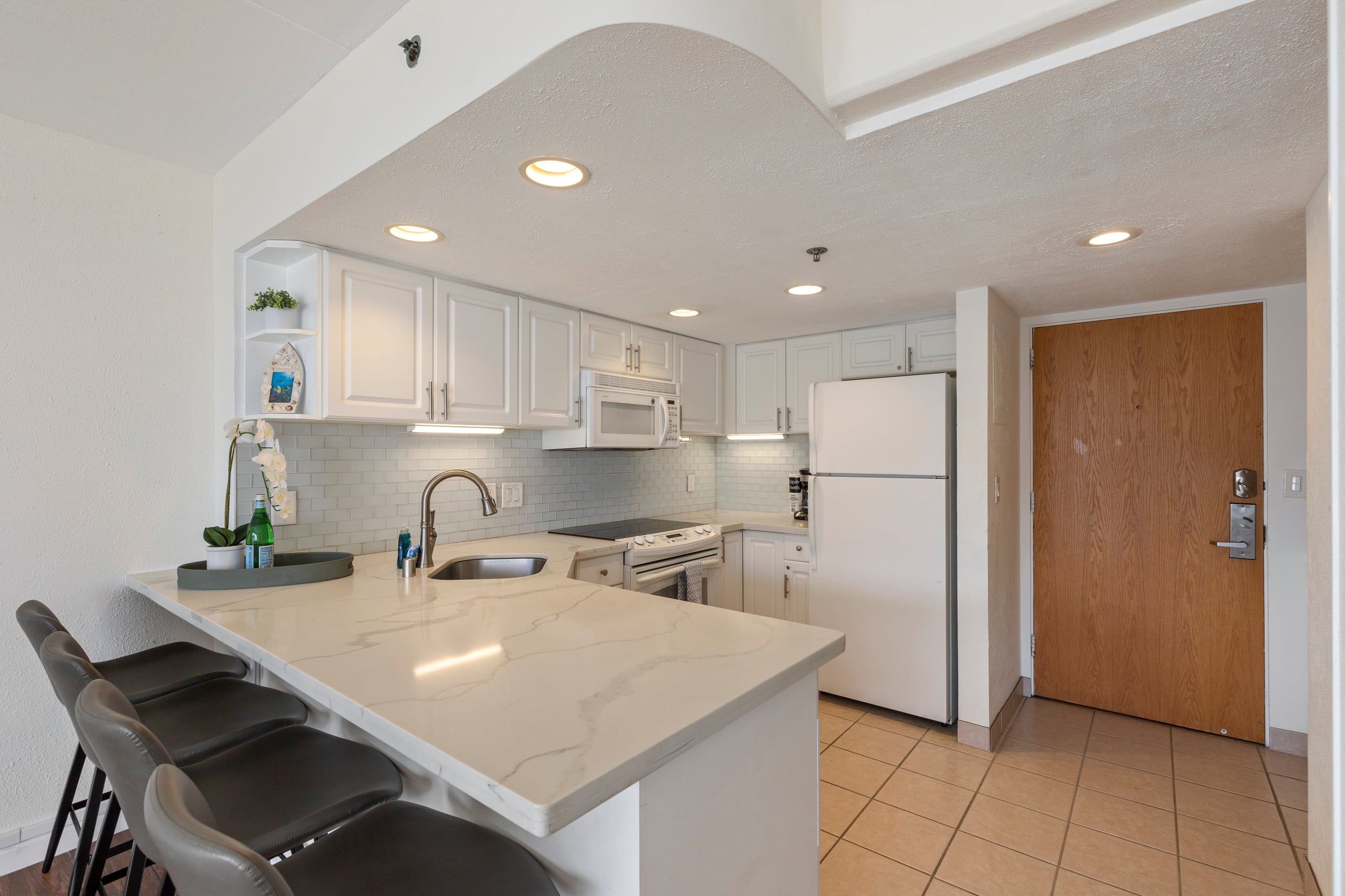 Condo in Honolulu · ★4.78 · 1 bedroom · 1 bed · 1 private bath - Image 10