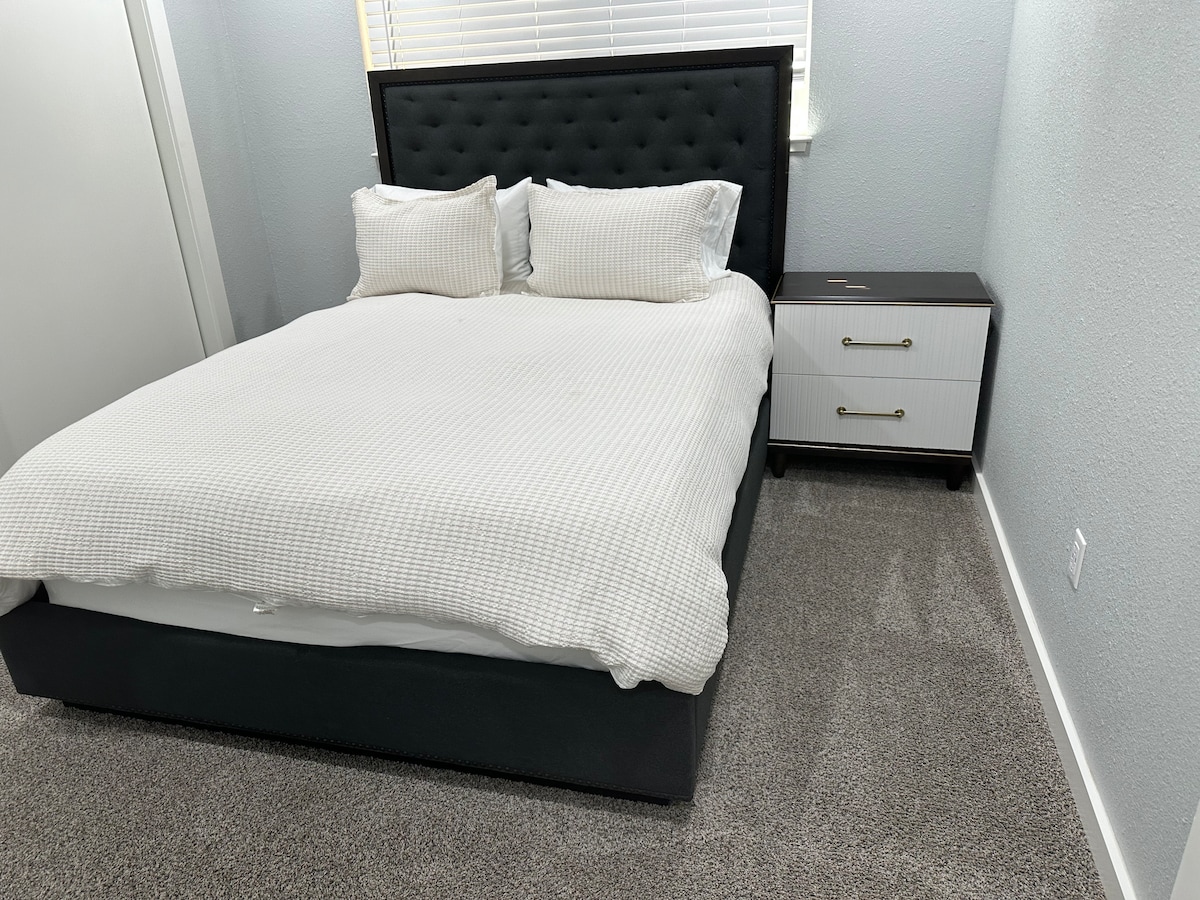 غرفة النوم 2