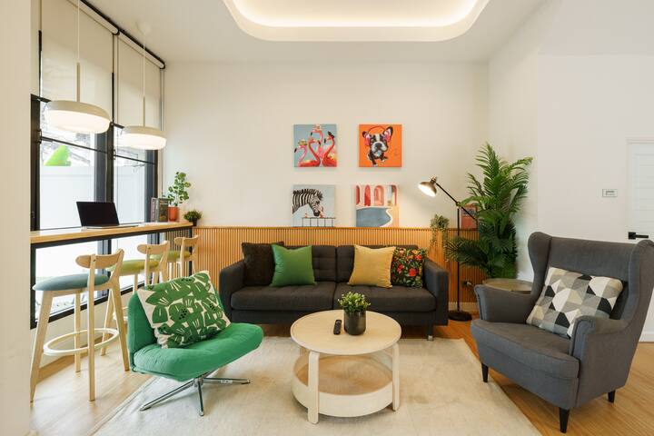 Cozy Spacious 4BR Home 200m BTS, 10min ThongLo gallery image 4