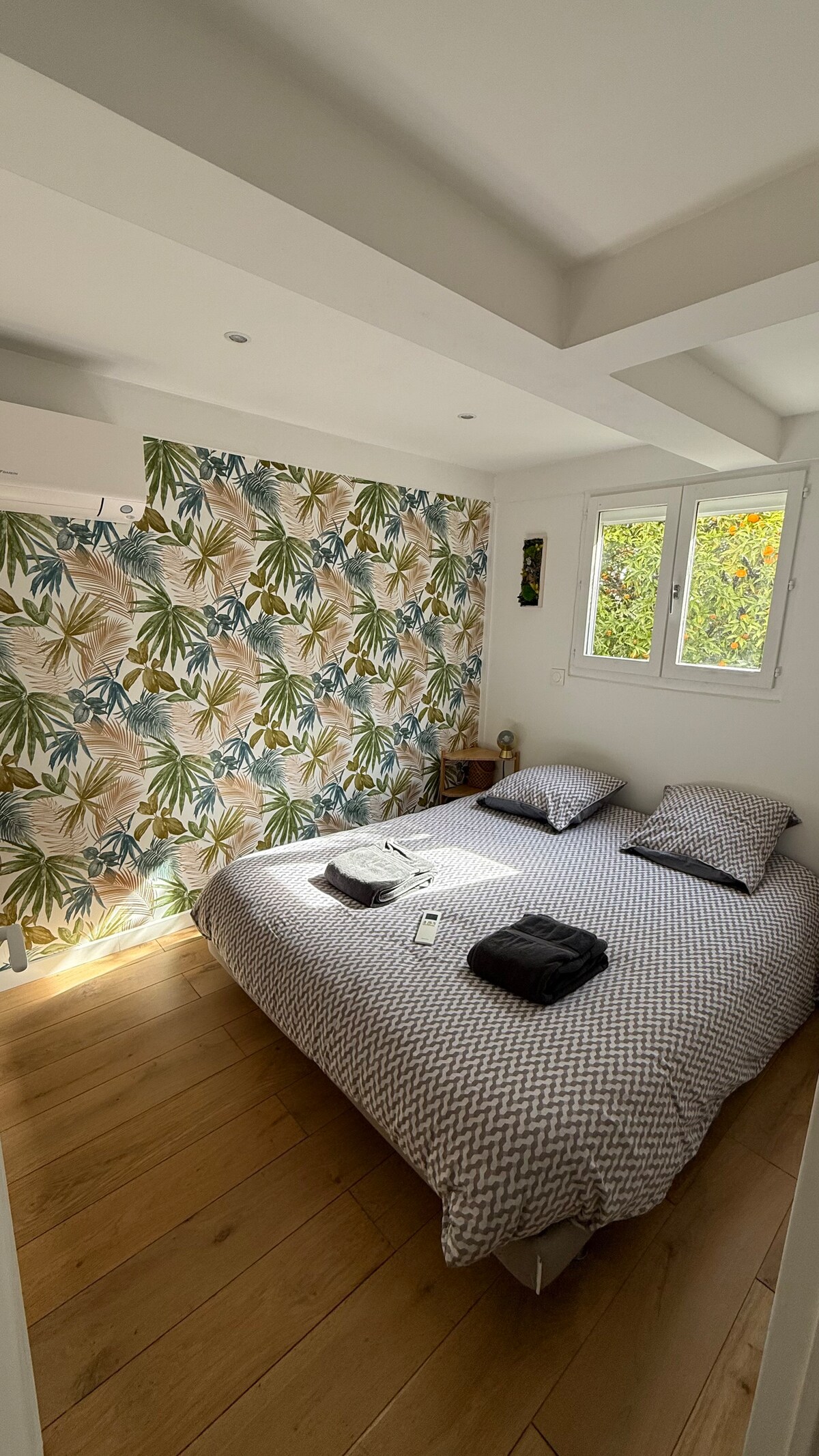 Top Airbnb: 2 rooms, quiet, garden and private pool in Saint Laurent Du Var