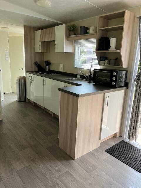Top Airbnb: Burgh Haamstede with swimming pool in Kloosterweg En Omgeving