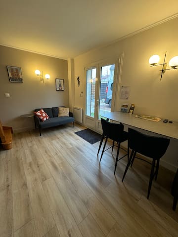 Entire home with 1 bedrooms in Reims - Séjournez chez Nicolas et  Stéphanie