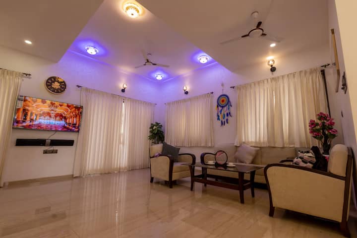 Amiri- Staycation Villa Private Pool & Game Zone - Lonavala
