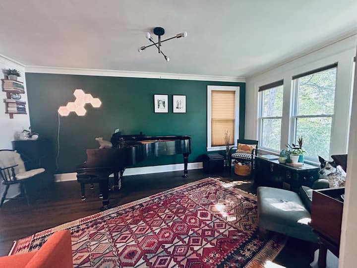 2 Cozy Bedrooms In Evanston - Evanston, IL