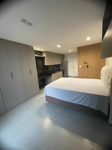 Modern Pool and Wi-Fi Apto