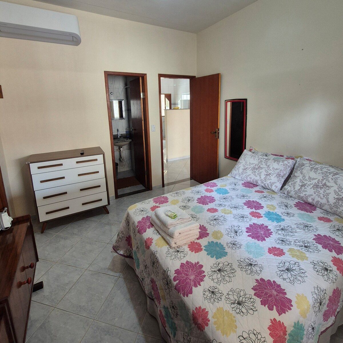 غرفة النوم 2