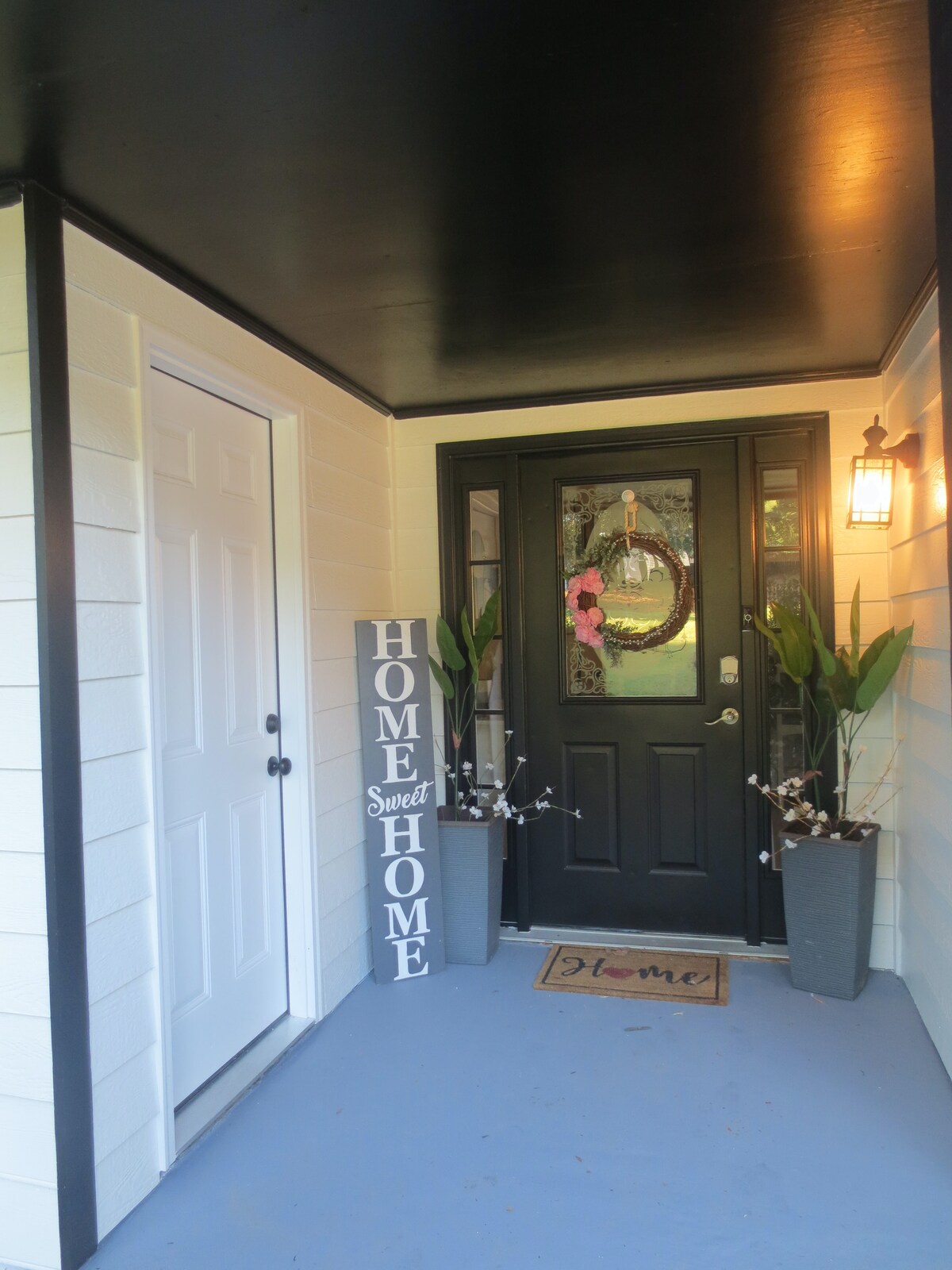 Urban FarmHouse Suite