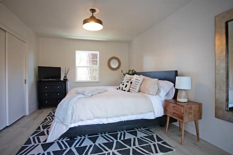 Top performing Airbnb: Newly! Remodeled~Come Enjoy Tahoe Summer! in South Lake Tahoe