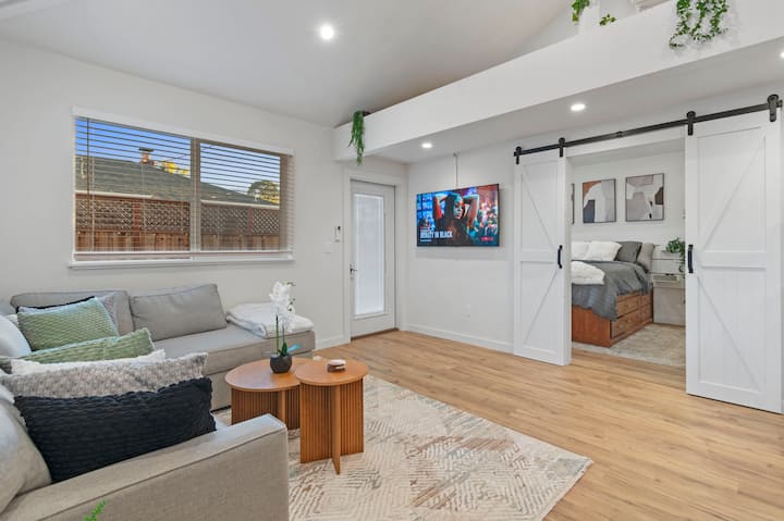 Bungalow Bliss: Centrally Located In Wine Country! - Napa, CA