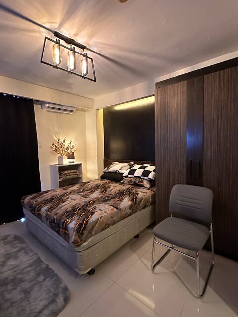 Cebu Staycation2 Wi-Fi, Netflix, Balcony & Pool