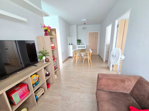 Cosy Deluxe 3 minutes from ISB