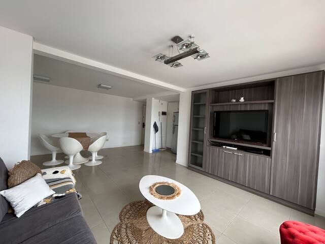 Costa Bond Properties managed Airbnb listing 2