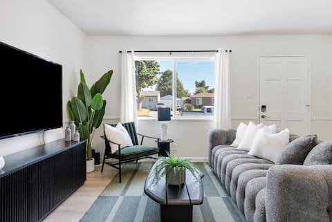 Tranquil Escape – Hot Tub, BBQ, Near LA & Disney