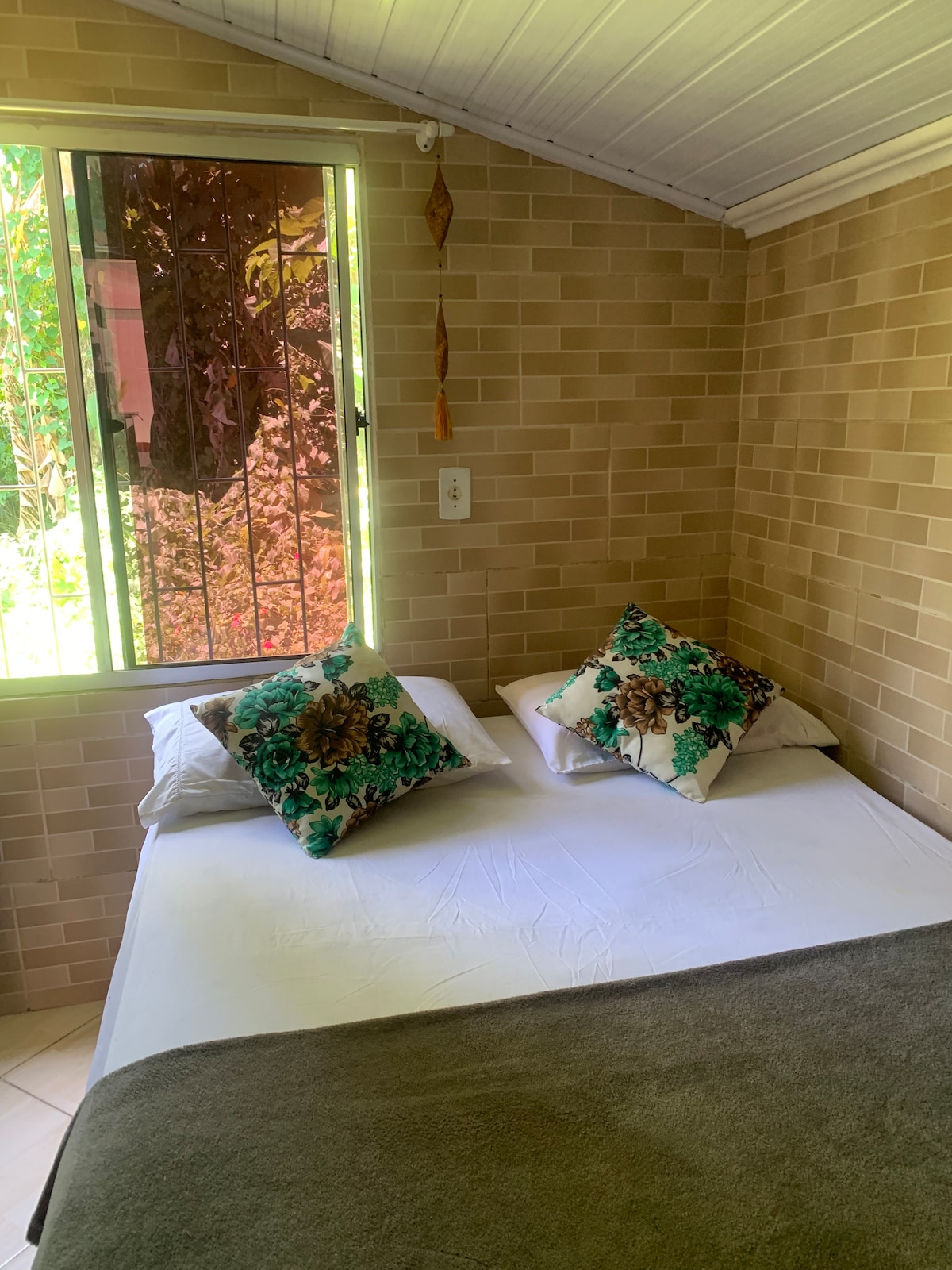 Целосна двокреветна соба ✅ 
Со прекрасен поглед на природата 