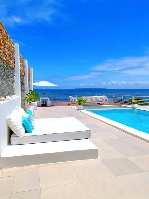 Villa Azura