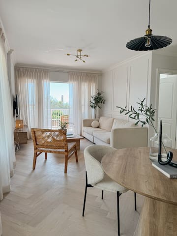 Sacred Abode- Seaside Apartment in Simons Town