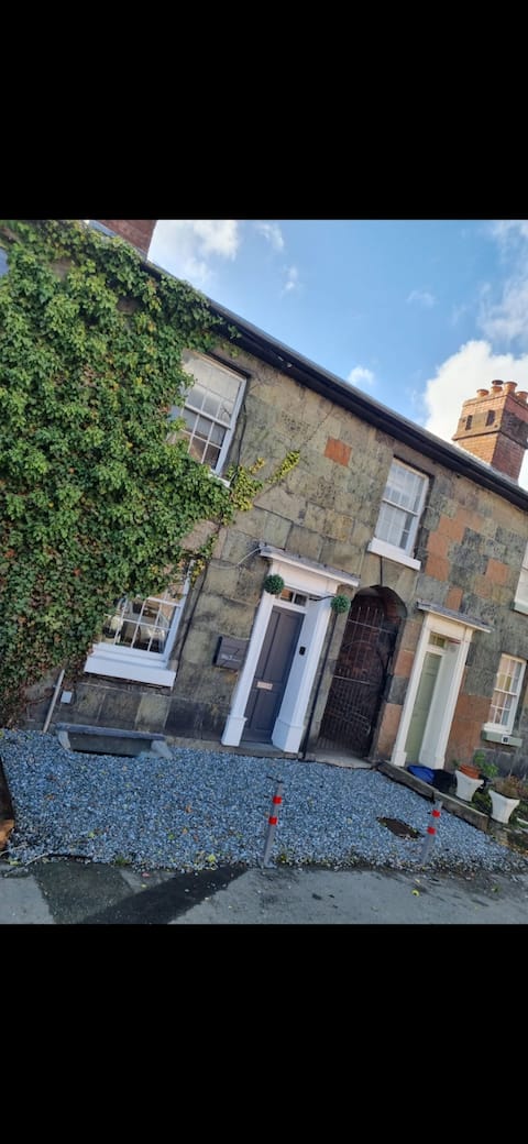 No. 3 Waterloo Place