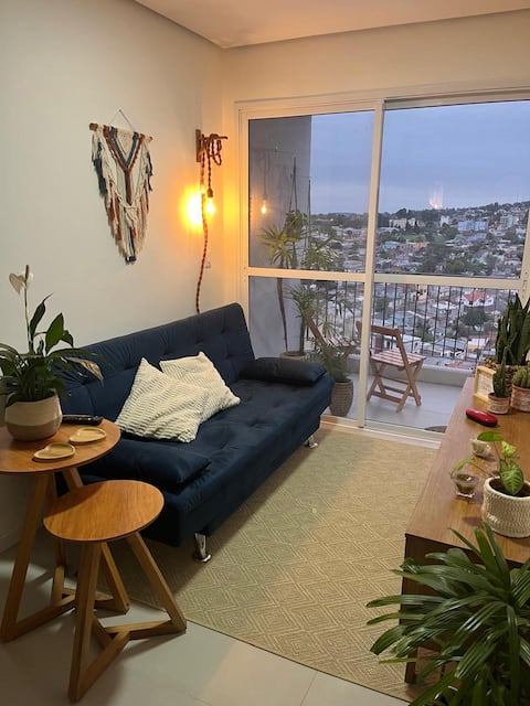 Central Apartment with Great View!