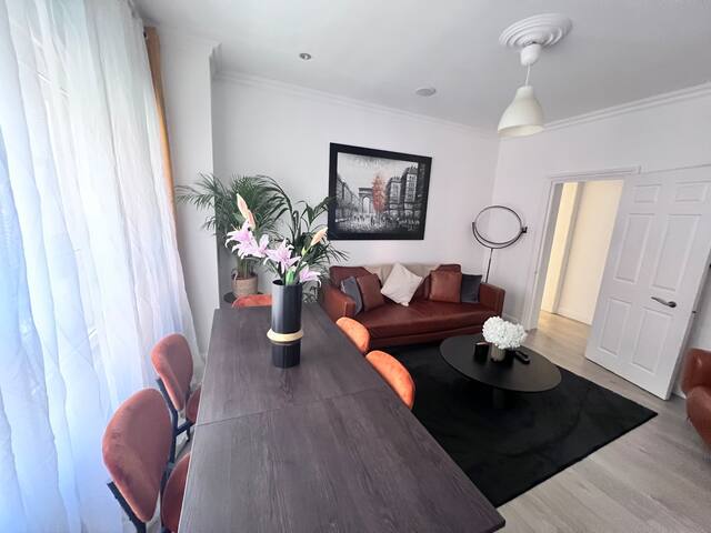 Oxford Street/Selfridges 2 Bedrooms Flat gallery image 5