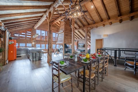 "La Chaumine" chalet with sauna and panoramic views