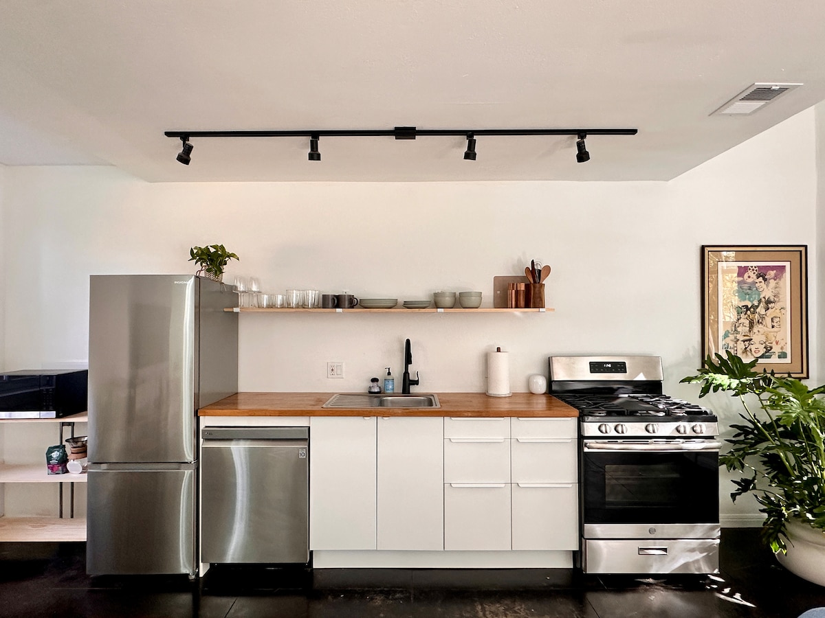 Hackberry Studio