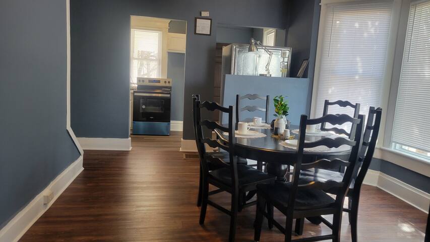 It’s a duplex gallery image 3