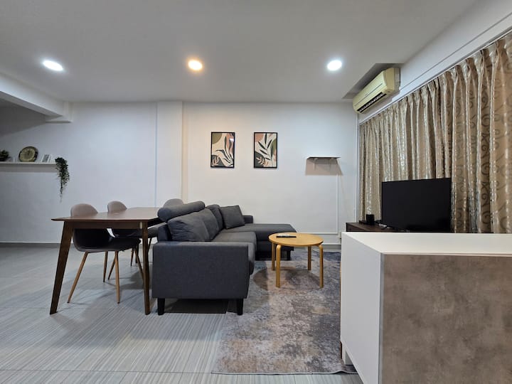 Two Bedroom @ Orchard Road - Bishan