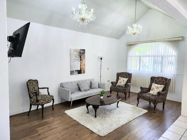 Casita Patz, Playa Y Comercios A 7 Min En Auto - Ensenada